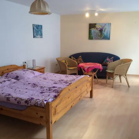 Ubytování v soukromí Weingut & Gaestehaus Nagel *